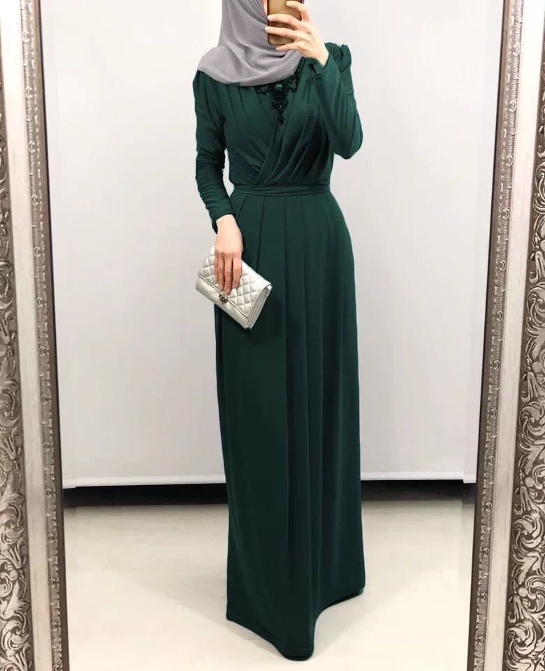 Rania Abaya – Elegant V-Neck Abaya Dress
