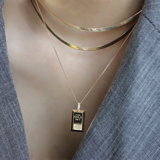 Au750 - Gold Bar Natural Diamond Pendant Necklace
