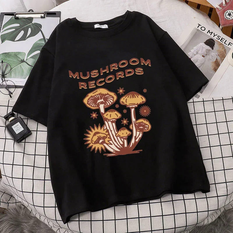 Women And Men's Retro T-shirts